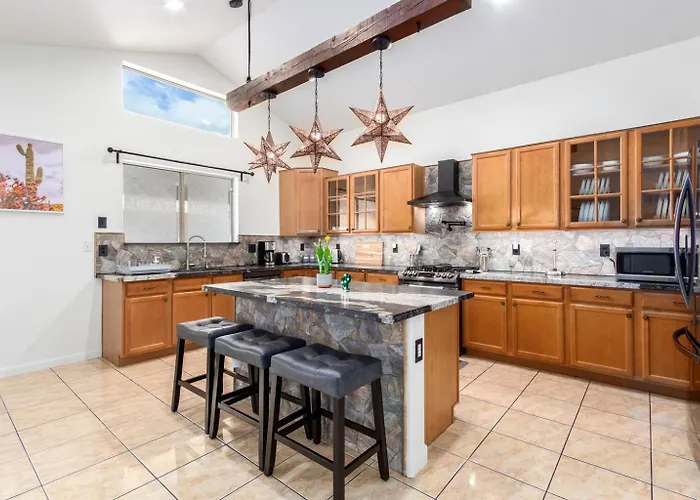 Cactus House 5br Family Fun Hub Holiday home *