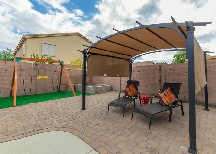Holiday home Cactus House 5br Family Fun Hub *